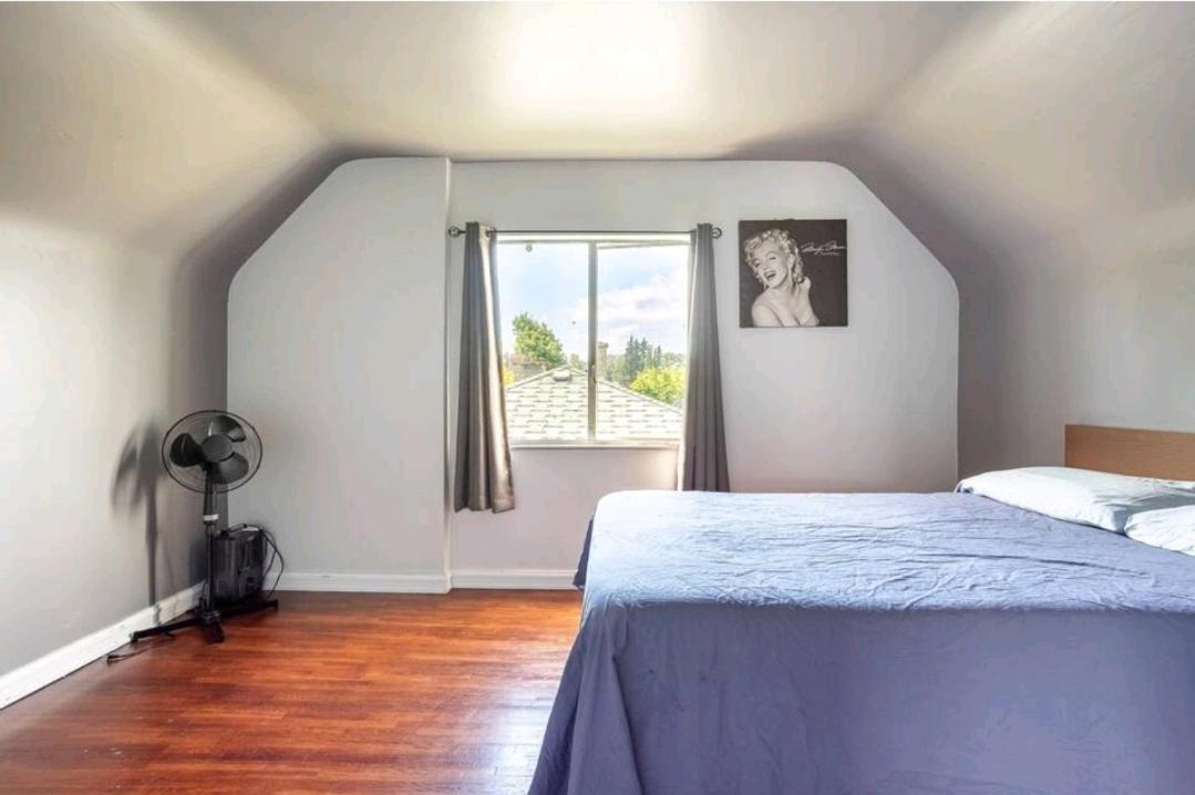 Вилла Vintage - 3 Bed House - North Surrey - Ping-Pong And Pool Table - Tv Cable Экстерьер фото